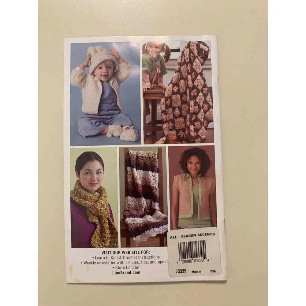 All Season Accents Knitting and Crochet Craft Booklet LS7